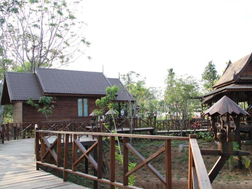 Burilamplai Resort Thung Yai Luaran gambar