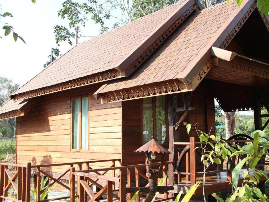 Burilamplai Resort Thung Yai Luaran gambar