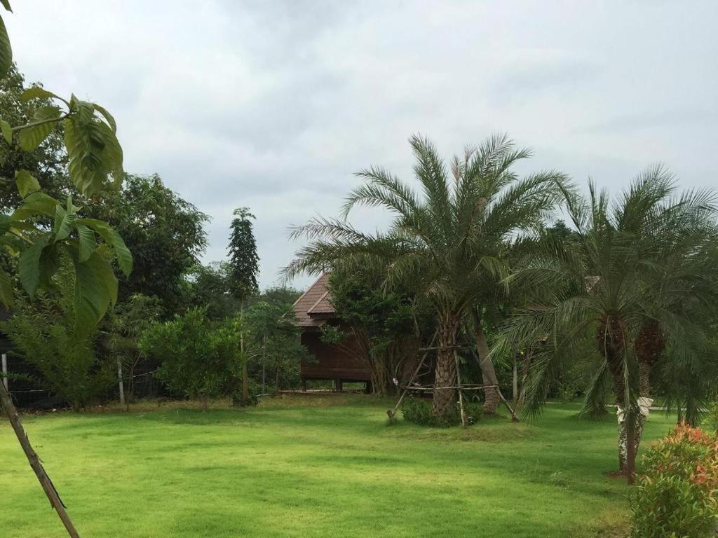 Burilamplai Resort Thung Yai Luaran gambar