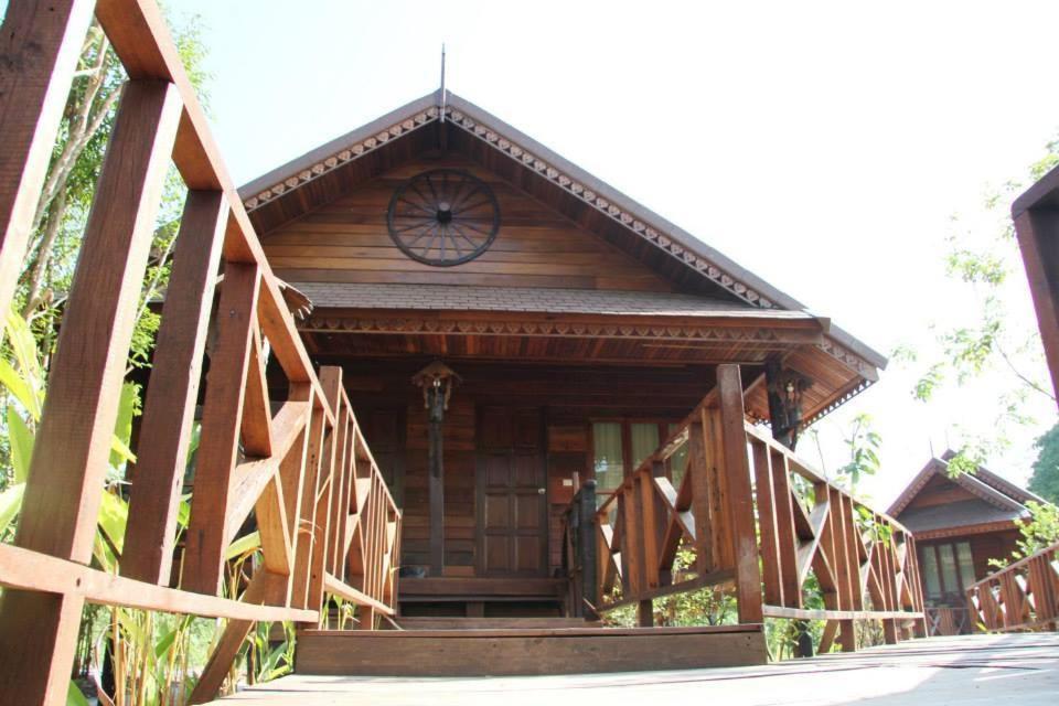 Burilamplai Resort Thung Yai Bilik gambar