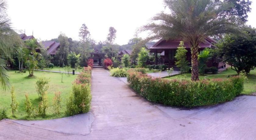 Burilamplai Resort Thung Yai Luaran gambar