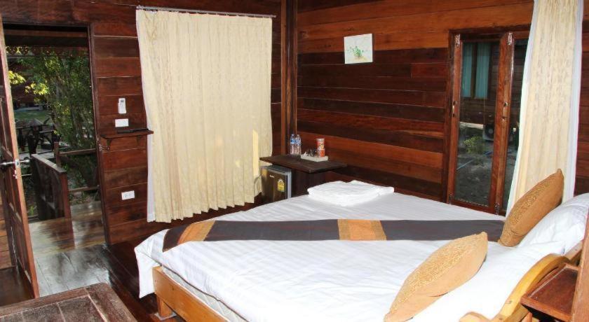 Burilamplai Resort Thung Yai Luaran gambar