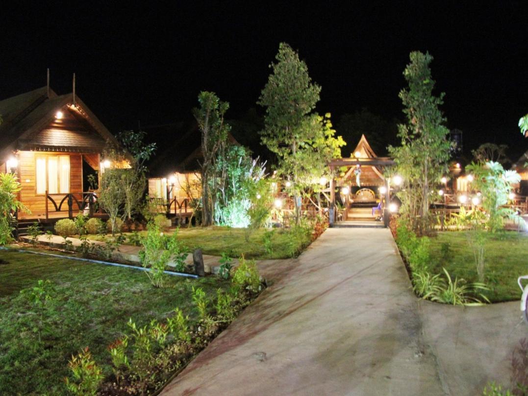 Burilamplai Resort Thung Yai Luaran gambar