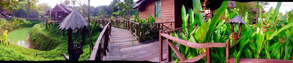 Burilamplai Resort Thung Yai Luaran gambar