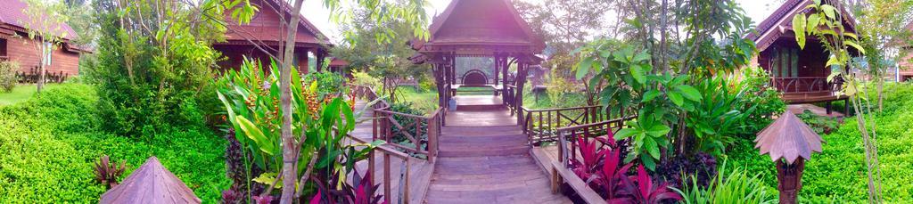 Burilamplai Resort Thung Yai Luaran gambar
